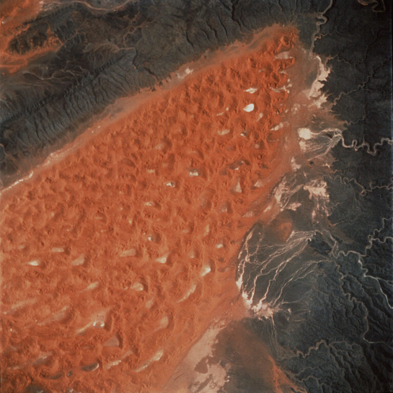 The Tiffernine dune field in North Africa, one of the images Jay Apt can show as an astronaut speaker.
